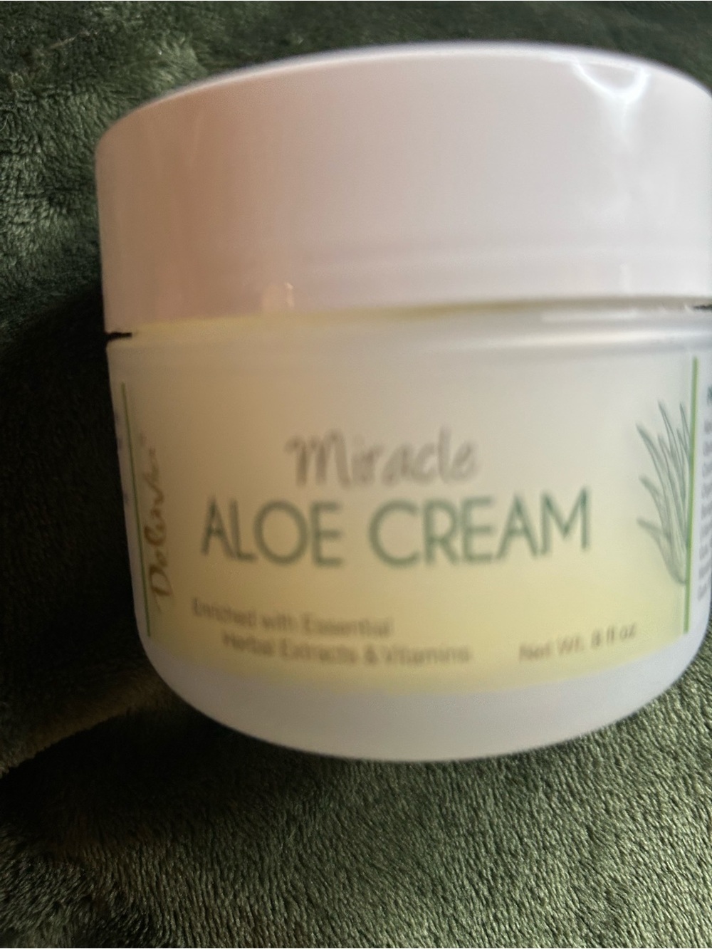 Miracle Aloe Cream Moisturizer - White and Green